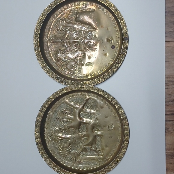 Vintage Moroccan  Hammered Brass Wall Plates - Picture 6 of 6